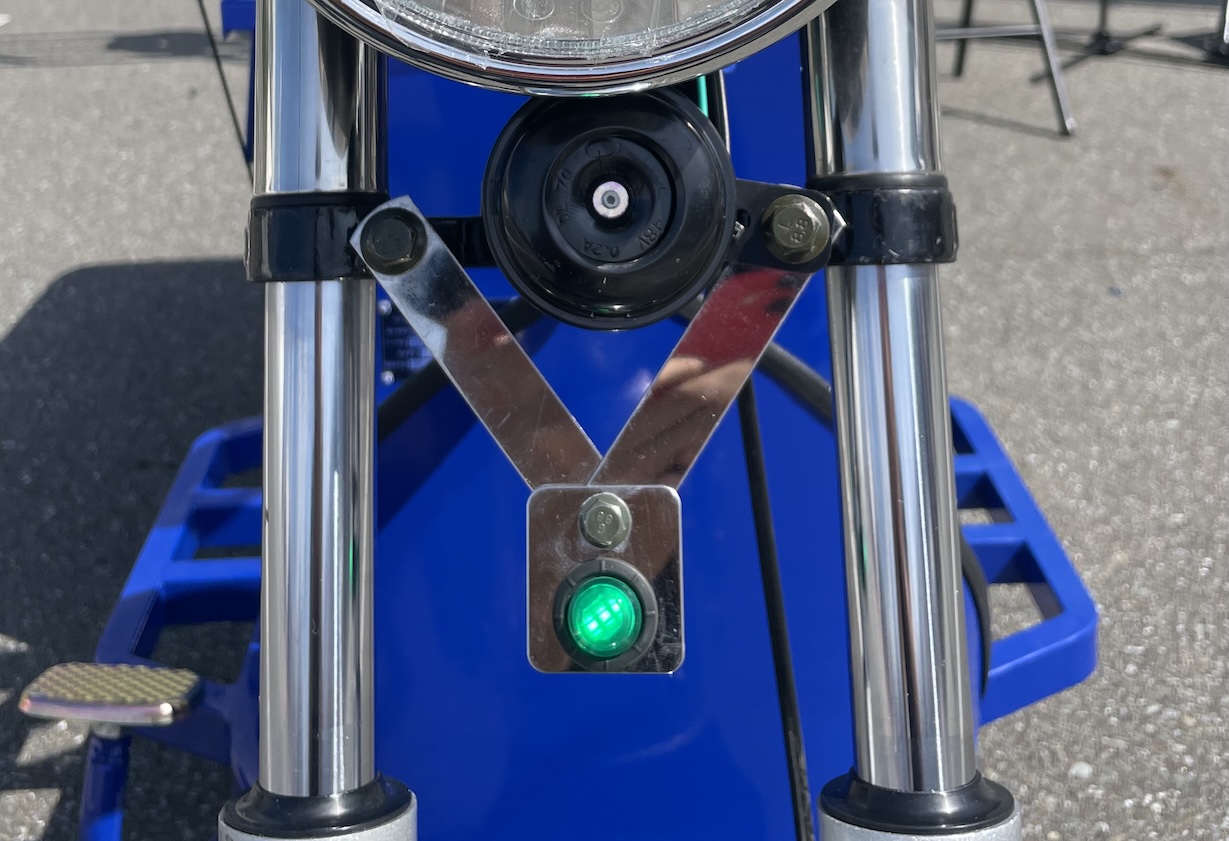 最高速度表示灯の取付