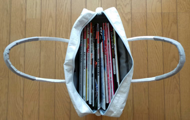 雑誌12冊も楽々