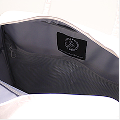 THINK AERO TRAVEL「ホワイト」